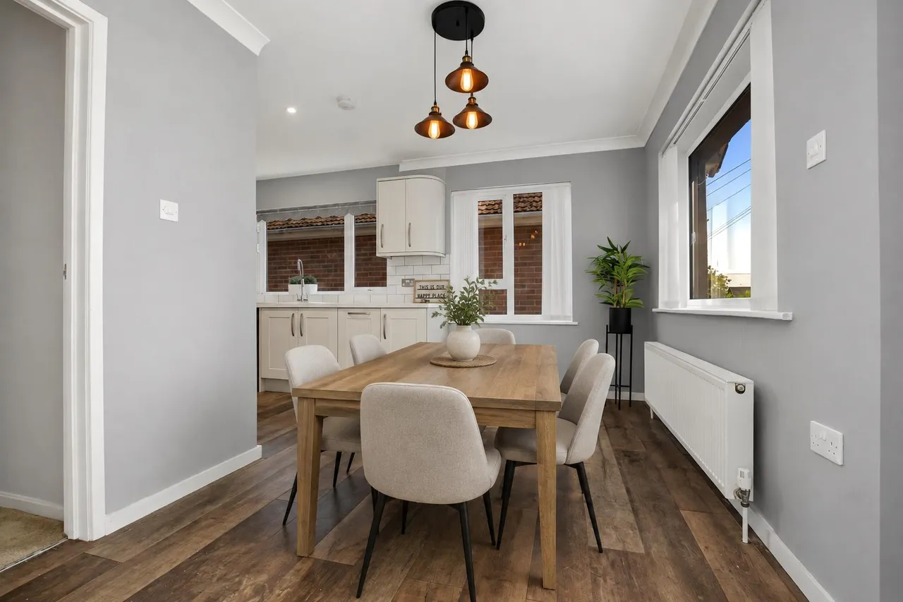 Paddock Close, Calverton, NG14, photo 3