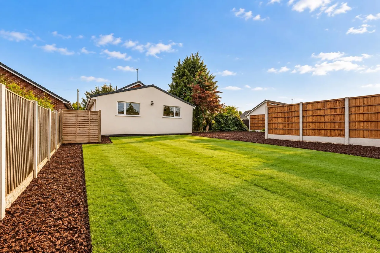 Paddock Close, Calverton, NG14, photo 10