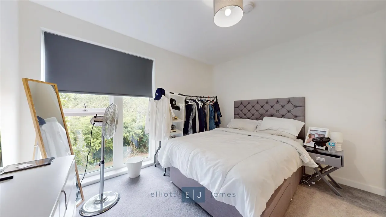 Epping Gate, Borders Lane, Loughton, photo 5
