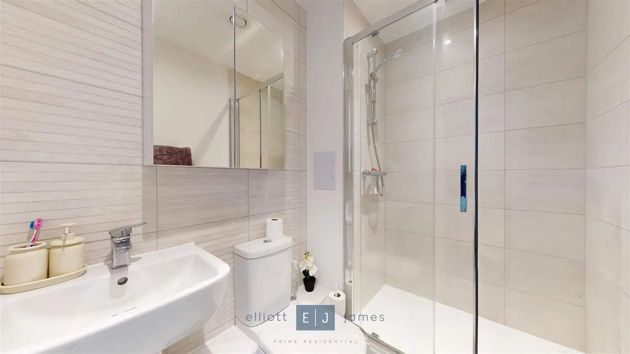 Epping Gate, Borders Lane, Loughton, photo 6