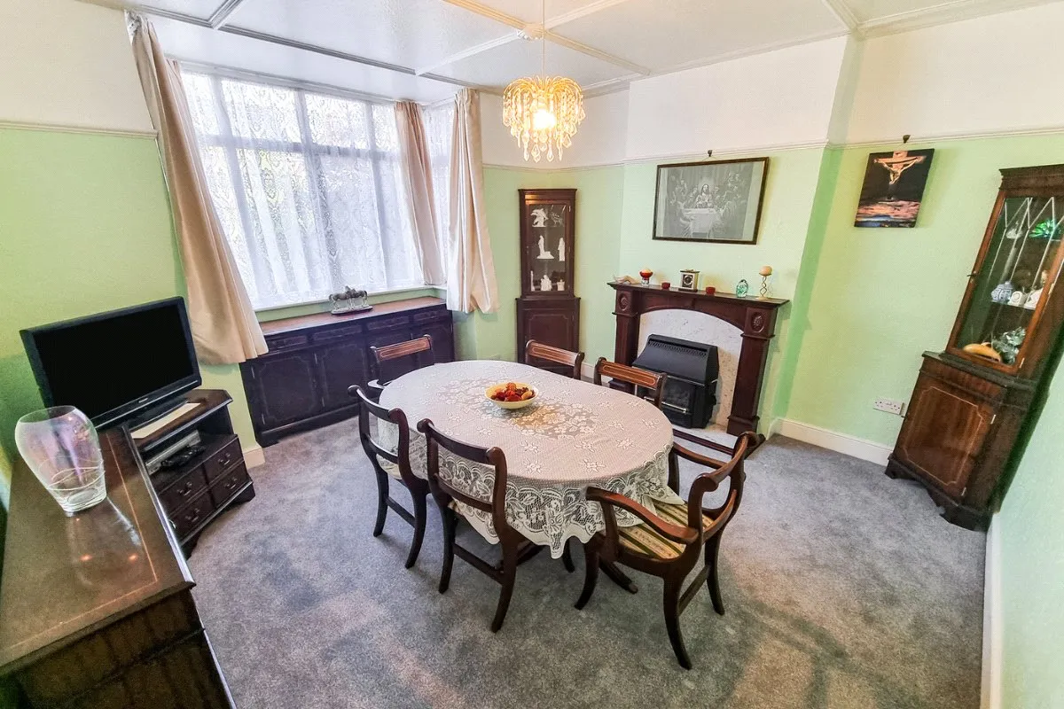Coleford Bridge Road, Mytchett, Camberley, Surrey, GU16 6DH, photo 4