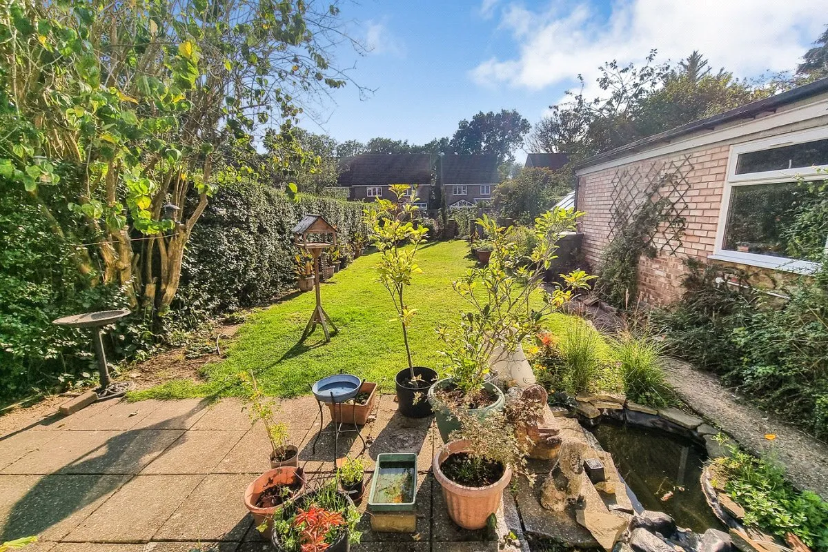 Coleford Bridge Road, Mytchett, Camberley, Surrey, GU16 6DH, photo 12