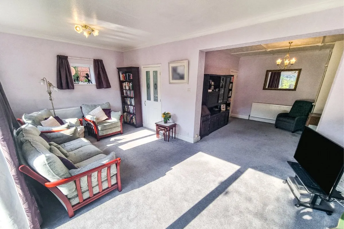 Coleford Bridge Road, Mytchett, Camberley, Surrey, GU16 6DH, photo 5