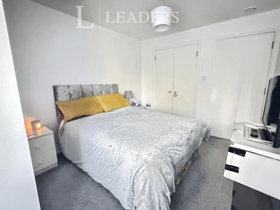 London Road, Waterlooville, PO7, photo 4