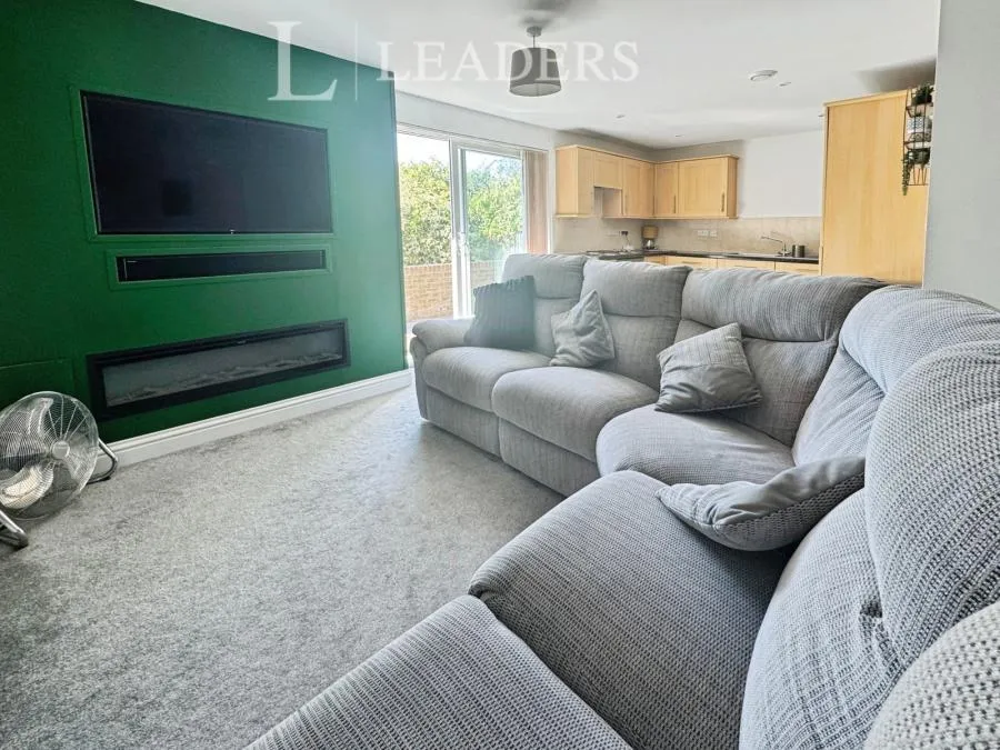 London Road, Waterlooville, PO7, photo 5