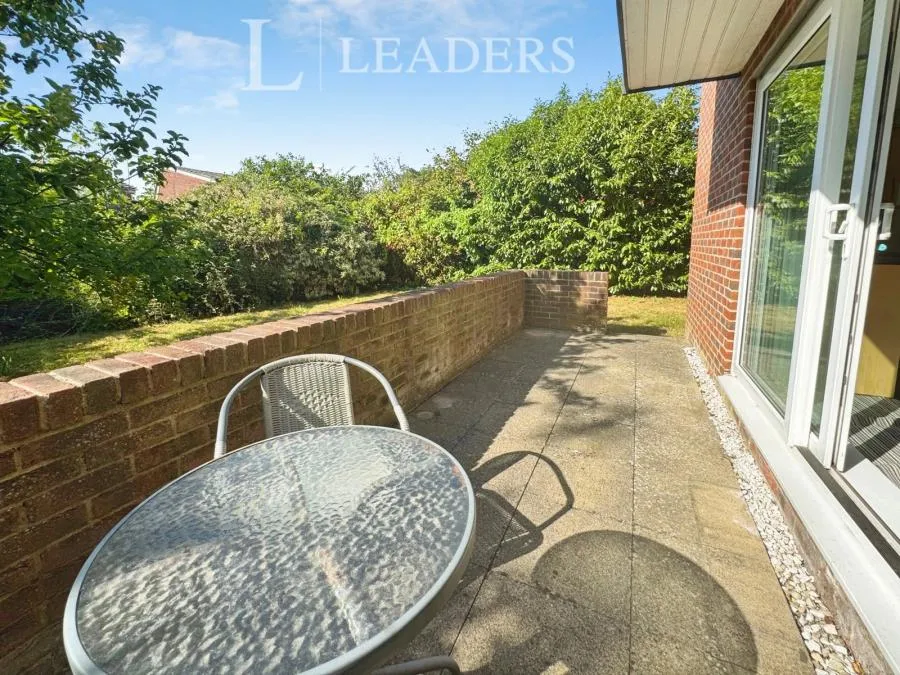 2 bed flat for sale, London Road, Waterlooville, PO7