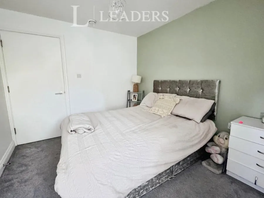 London Road, Waterlooville, PO7, photo 8