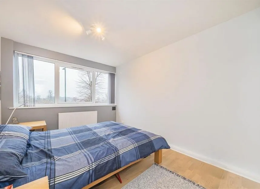 Church Grove, Hampton Wick, KT1, photo 6