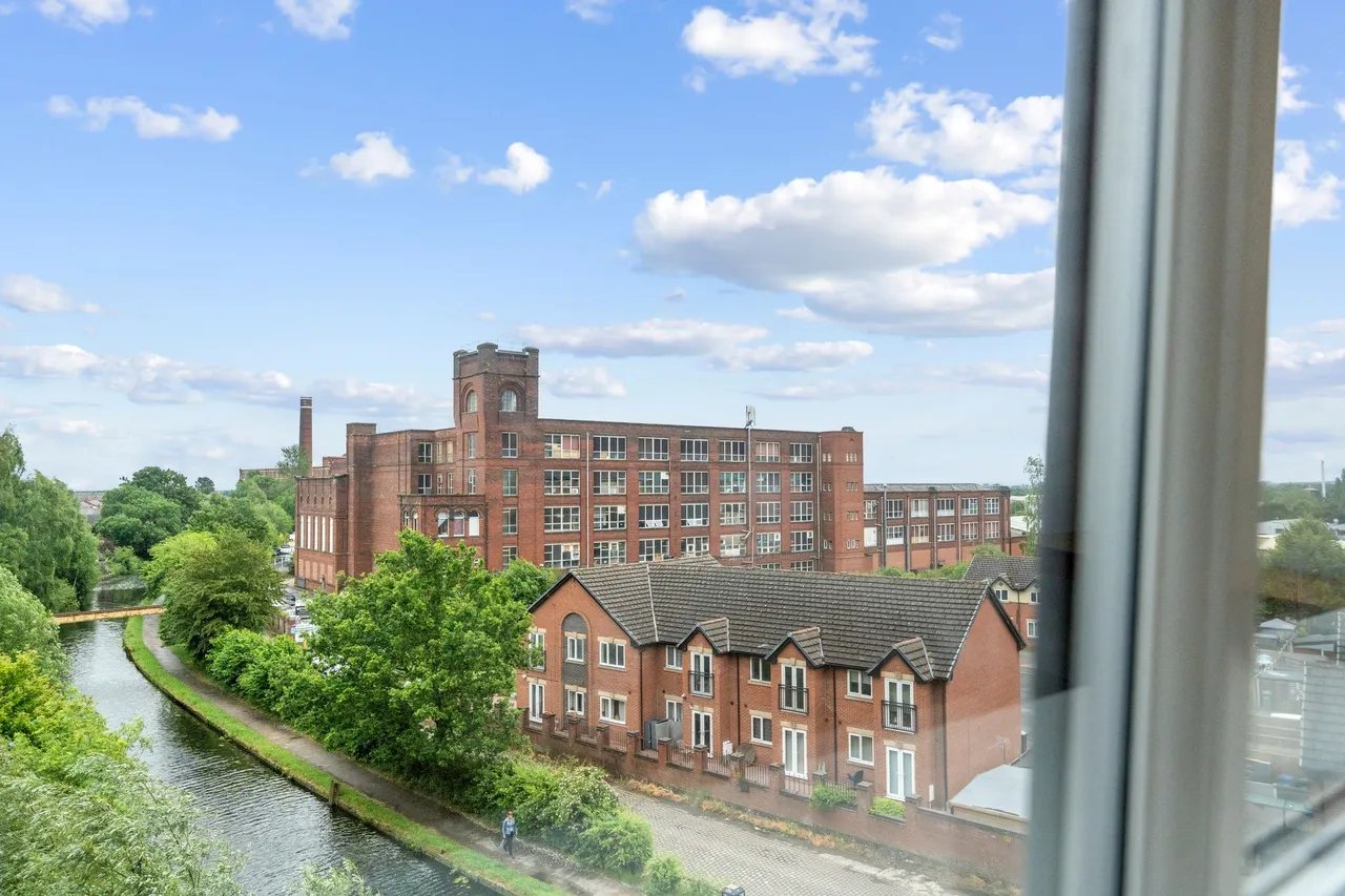 2 bed flat for sale — Apartment 40, Mather House Mather Lane, Leigh, WN7 2FR