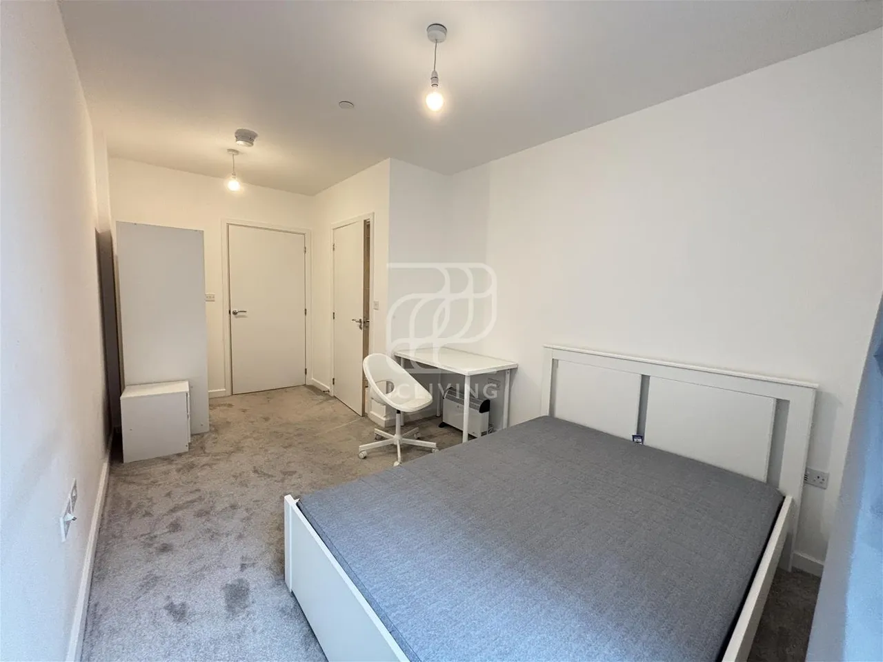 East Acton Lane, London, W3, photo 5