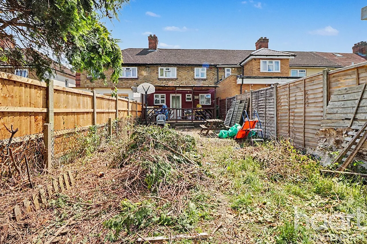 Crescent Road, Dagenham, RM10, photo 9
