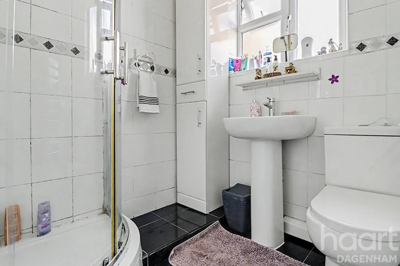 Crescent Road, Dagenham, RM10, photo 7