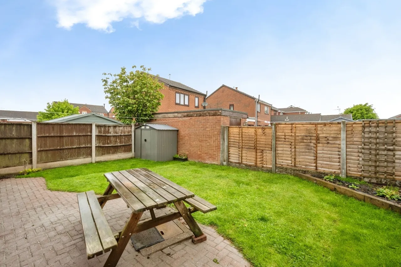Hallview Road, Rossington, Doncaster, South Yorkshire, DN11, photo 18