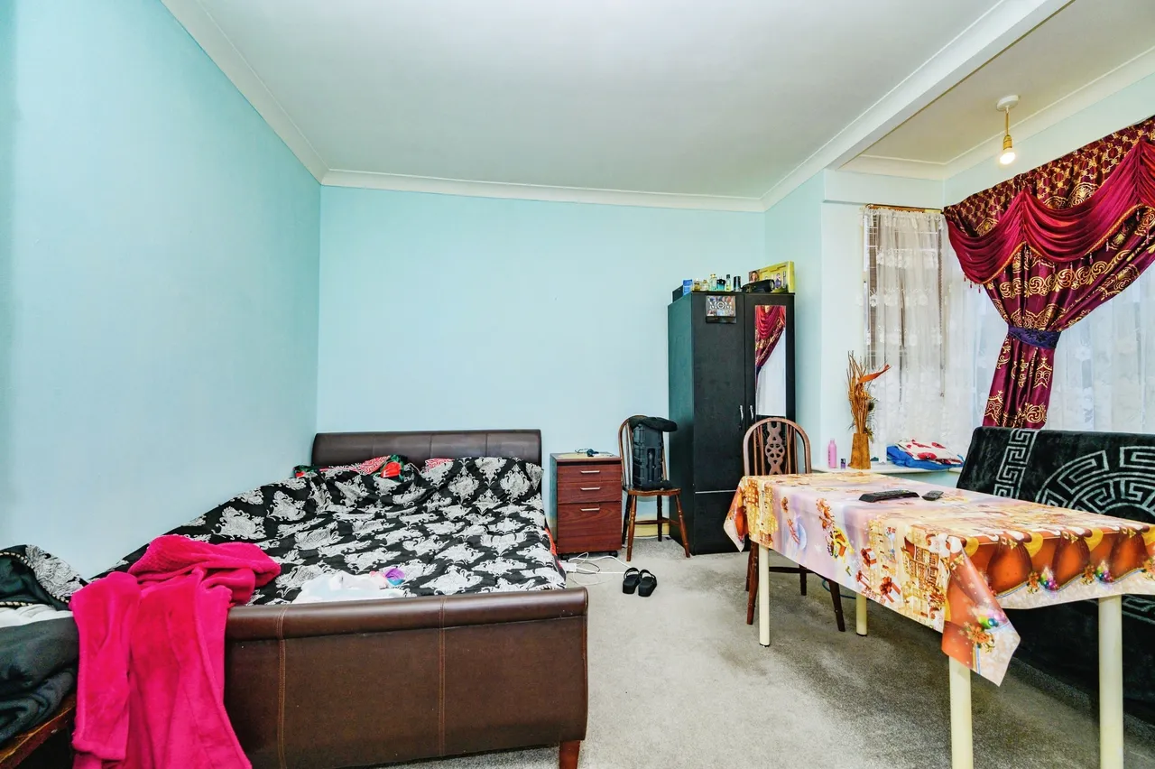 Hillborough Road, Luton, Bedfordshire, LU1, photo 3