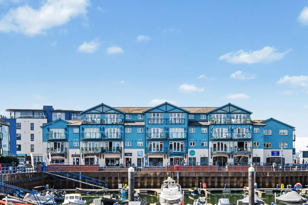 2 bed property for sale — Pierhead, Exmouth, Devon, EX8