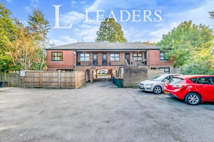 Richborough Court, Crawley, RH11, photo 6