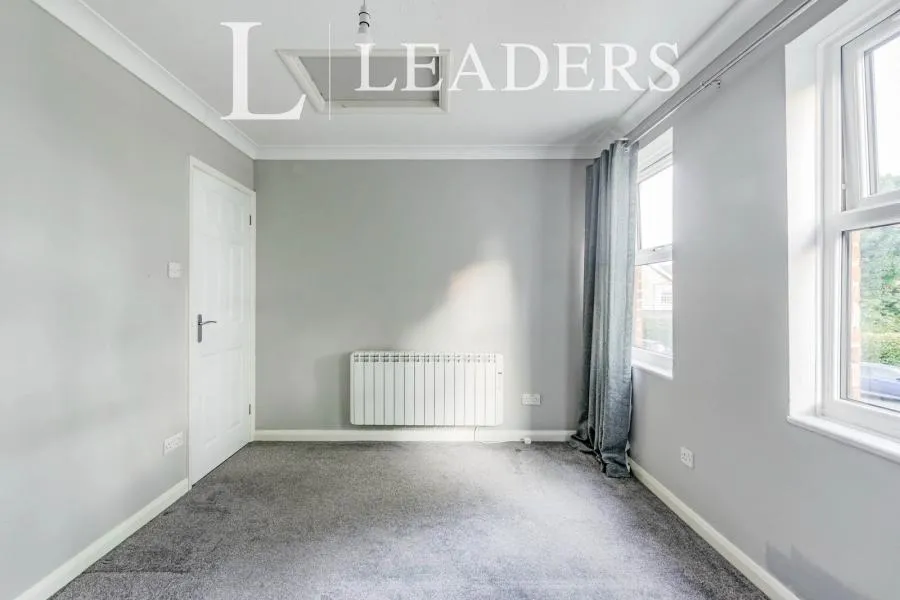 Richborough Court, Crawley, RH11, photo 10