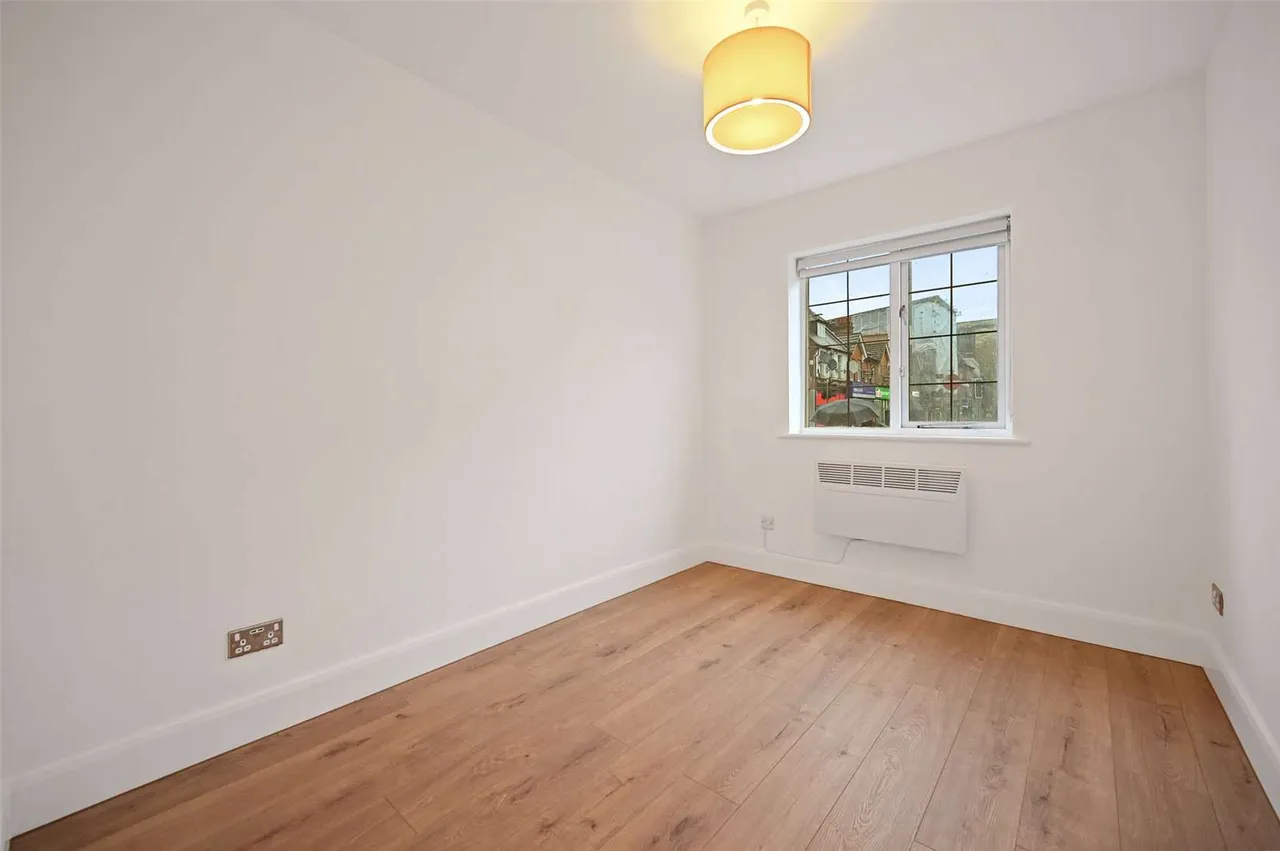 Exchange Road, Watford, Hertfordshire, WD18 0QU, photo 4