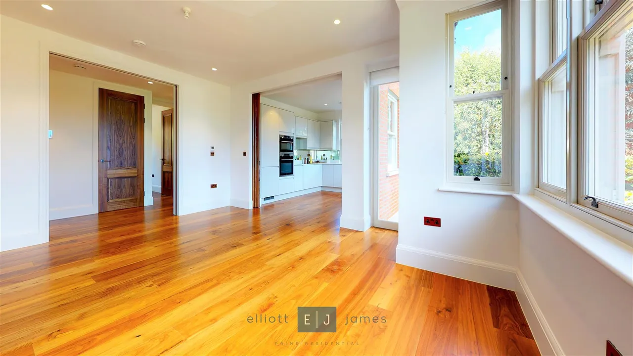Connaught Avenue, Loughton, IG10, photo 4