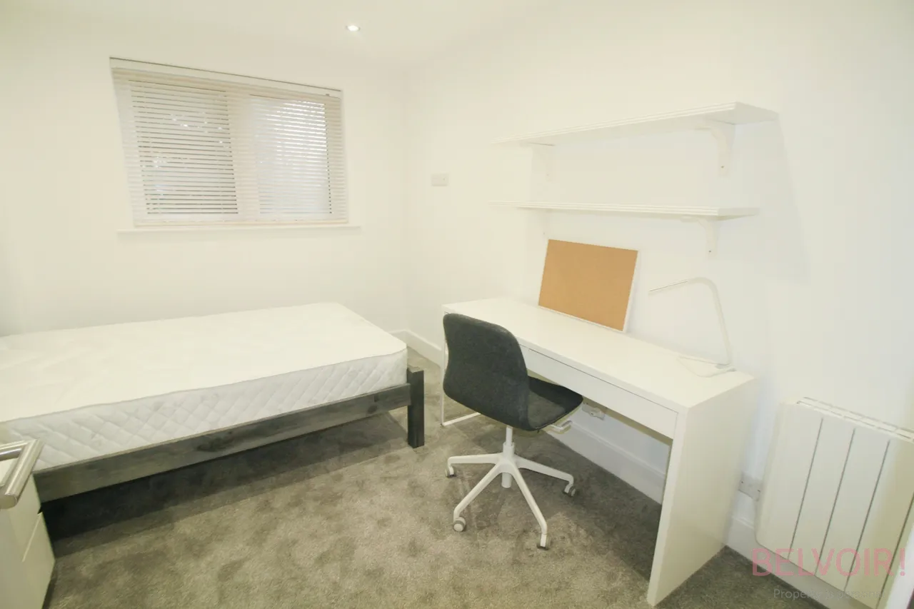 Barrique Road, Nottingham, NG7, photo 3