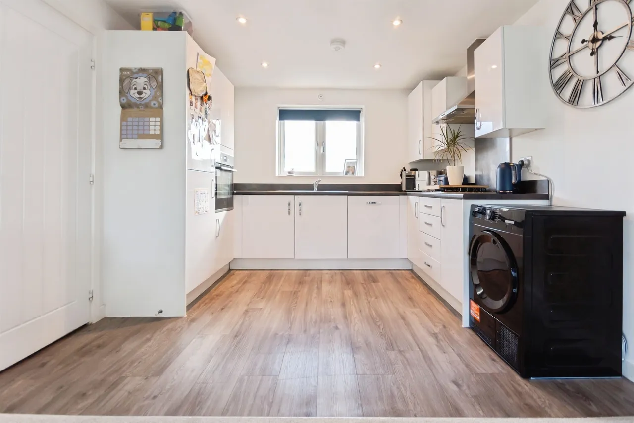 Newman Square, Shirley, B90, photo 7