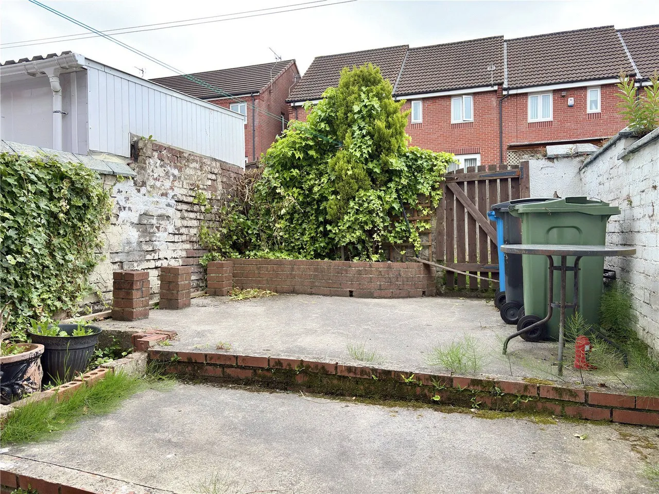 Fields New Road, Chadderton, OL9, photo 15
