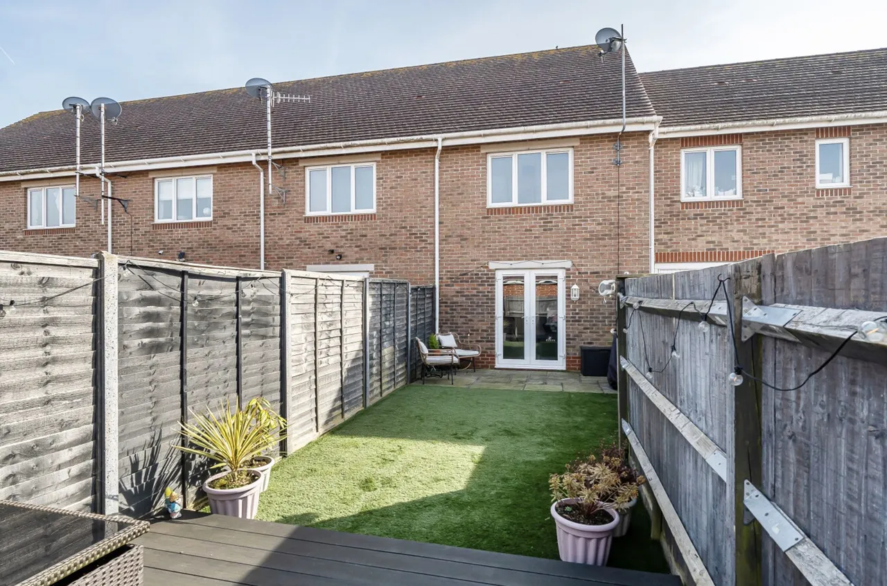 Wish Field Drive, Felpham, PO22, photo 4