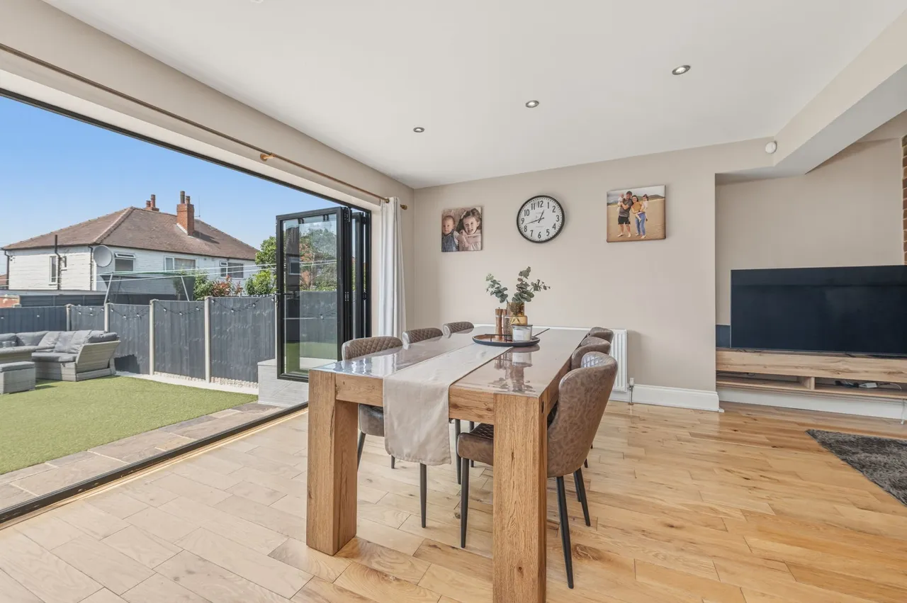 Hawkhill Gardens, Leeds, LS15, photo 4