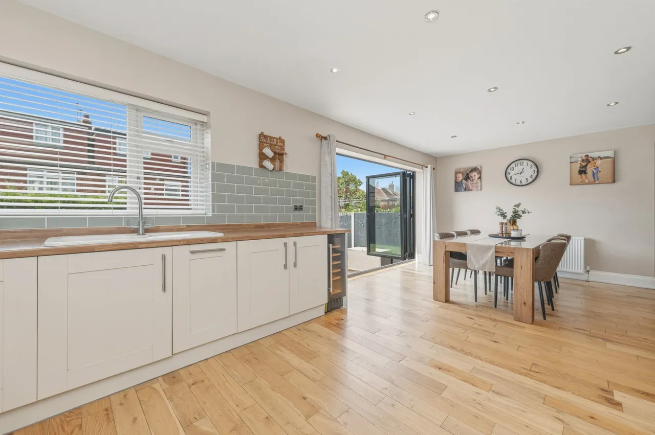 Hawkhill Gardens, Leeds, LS15, photo 3