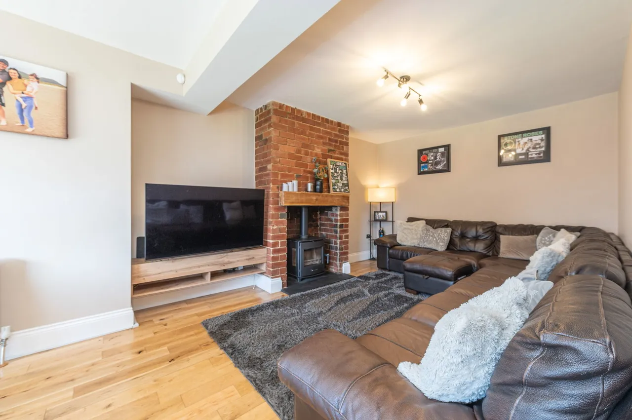 Hawkhill Gardens, Leeds, LS15, photo 7