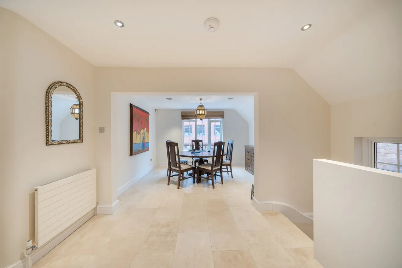 Sq Ft, HA5, photo 14