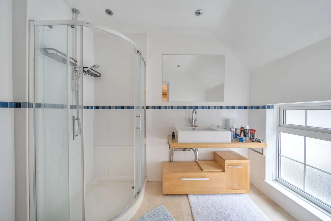 Sq Ft, HA5, photo 8