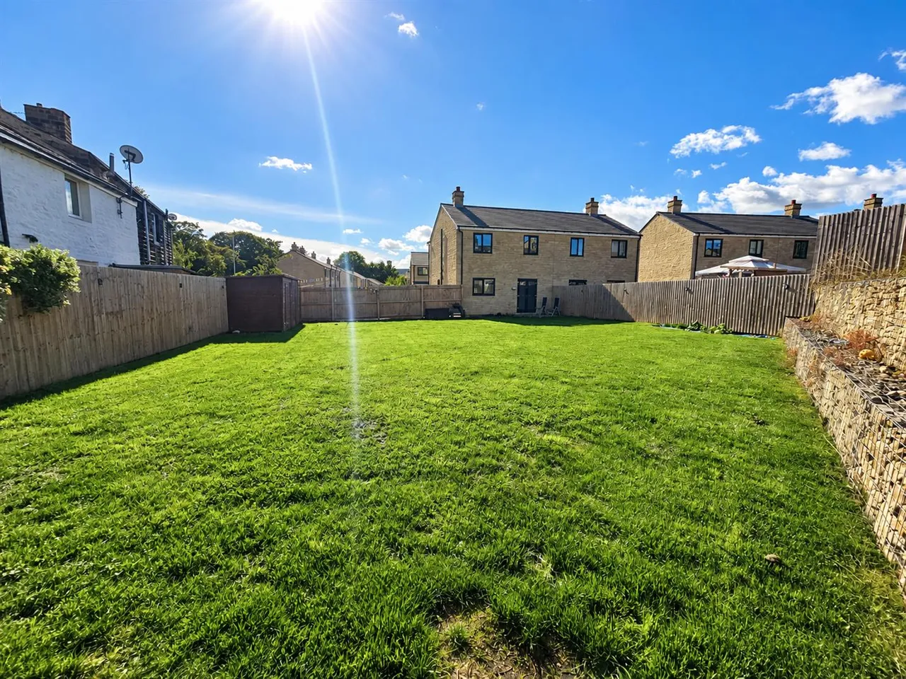 Mill Gardens, Silsden, BD20, photo 18