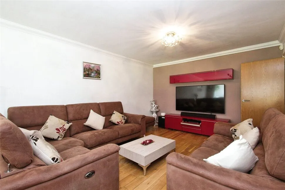 Gravel Hill Close, Bexleyheath, DA6, photo 6