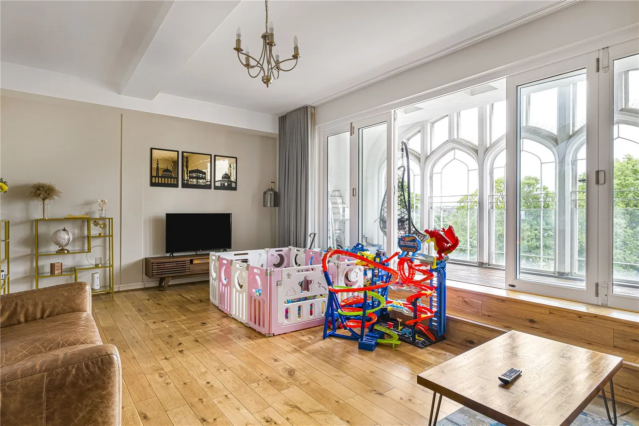 Chapel Drive, Dartford, DA2, photo 30
