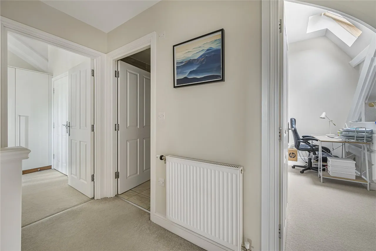 Chapel Drive, Dartford, DA2, photo 20