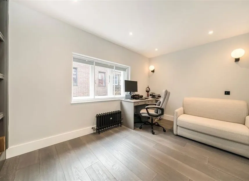 Beak Street, Fitzrovia & Covent Garden, W1F, photo 5