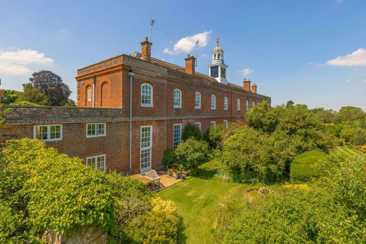5 bed house for sale — Shortgrove, Newport, Saffron Walden, Essex, CB11 3TX