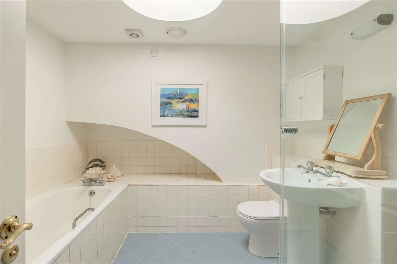 Shortgrove, Newport, Saffron Walden, Essex, CB11 3TX, photo 10
