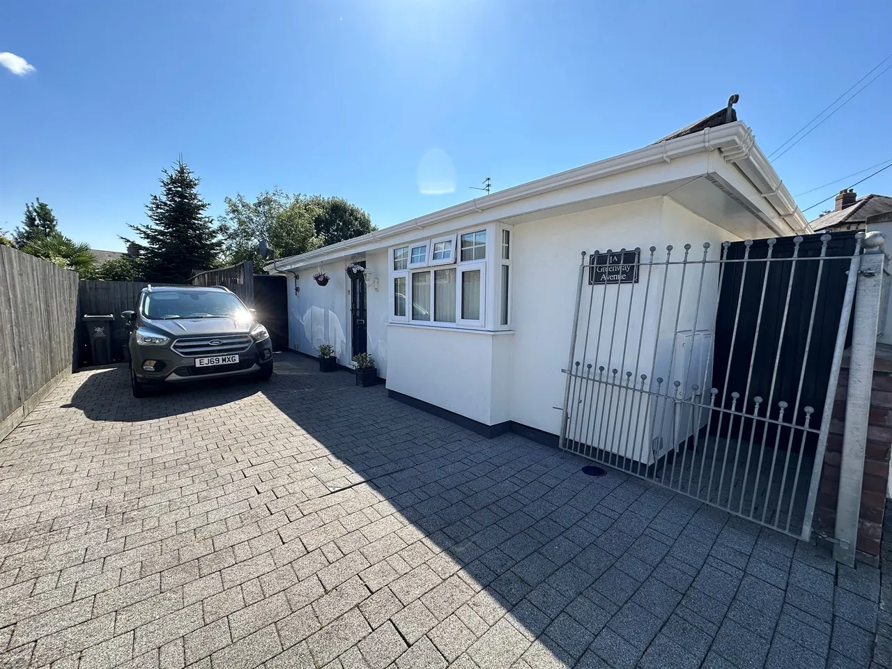 2 bed house for sale, Greenway Avenue, Cardiff, CF3