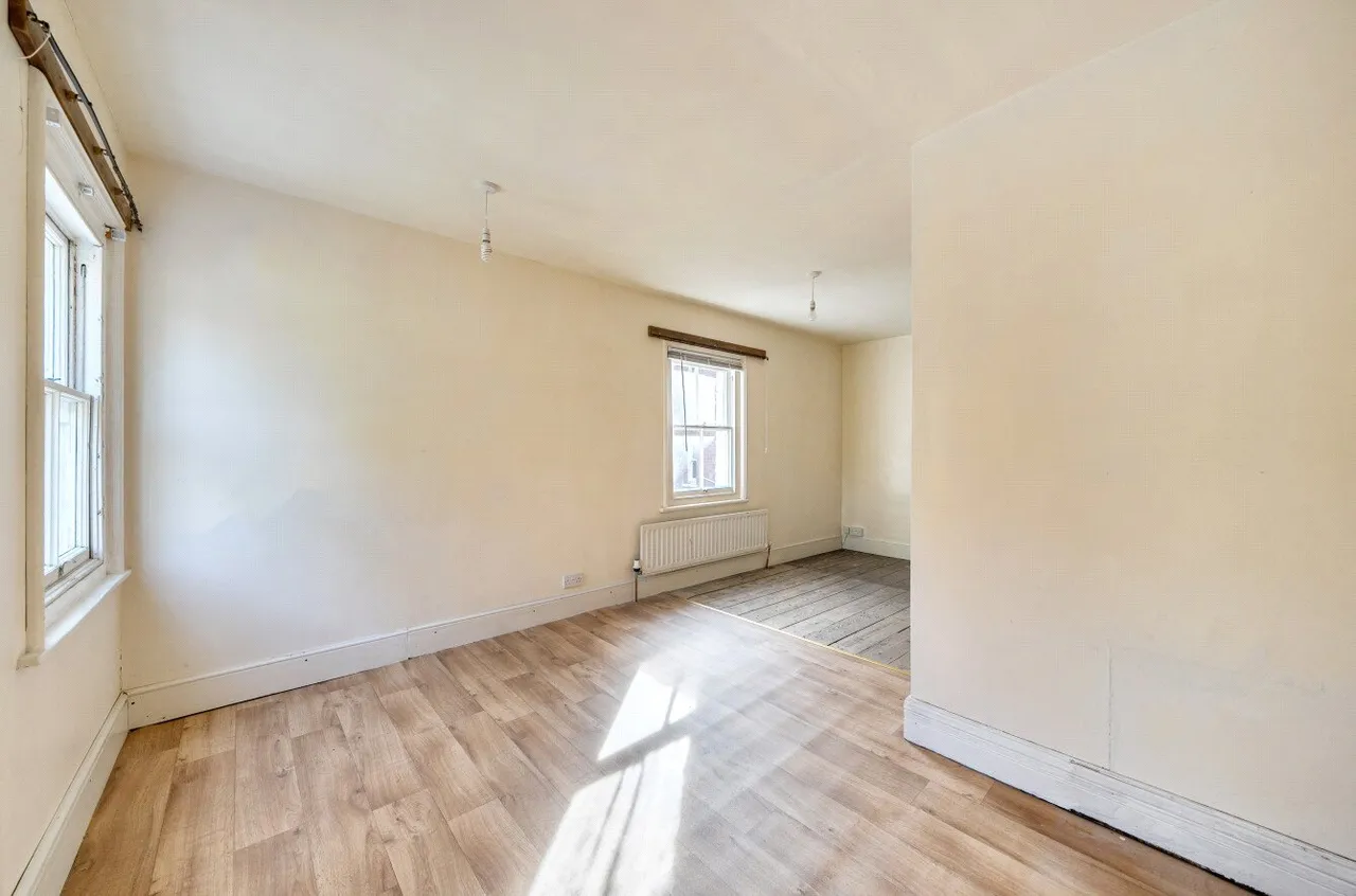 Park Terrace, Llandrindod Wells, LD1, photo 10