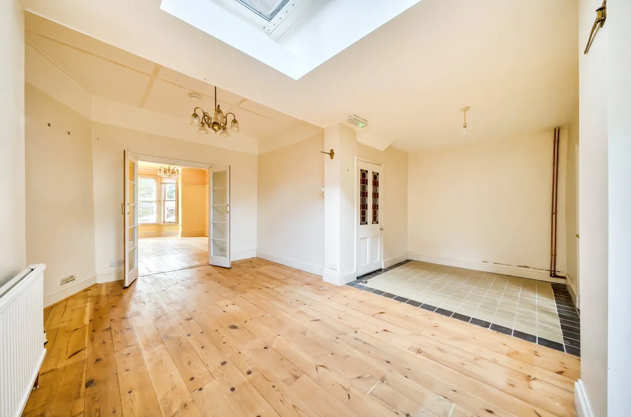 Park Terrace, Llandrindod Wells, LD1, photo 3