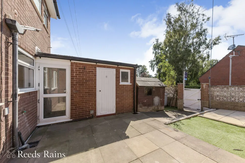 Kirkstall Close, Macclesfield, Cheshire, SK10, photo 5