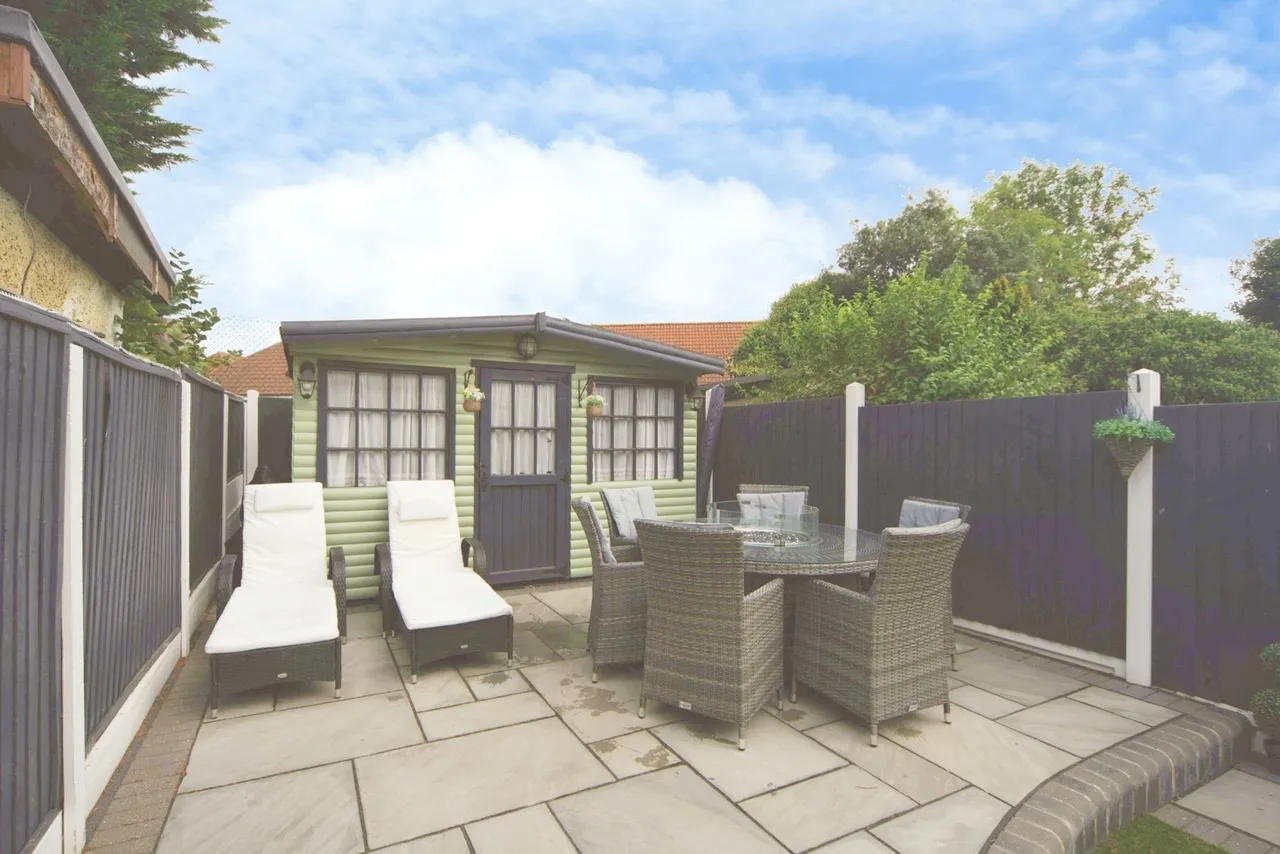 Hatfield Road, Dagenham, Essex, RM9, photo 8