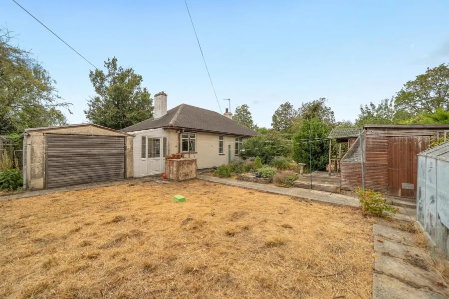 Shilton Road, Carterton, OX18, photo 10