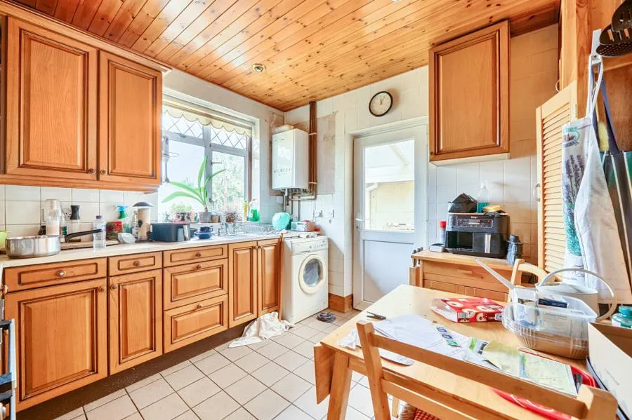 Shilton Road, Carterton, OX18, photo 2