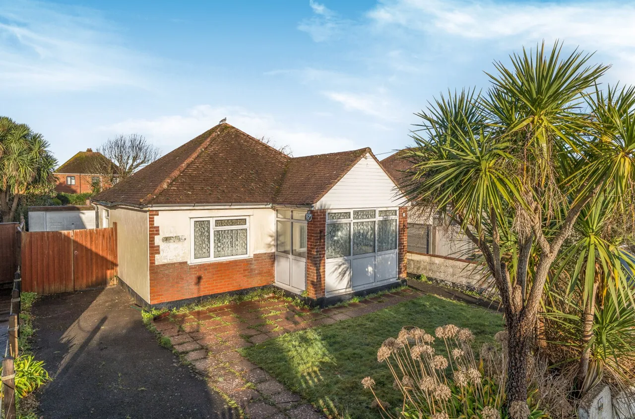 Garden Avenue, Bracklesham Bay, PO20, photo 13