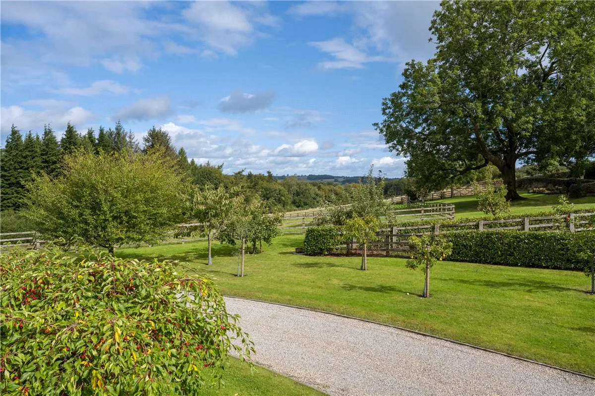 Felliscliffe, Harrogate, HG3, photo 3