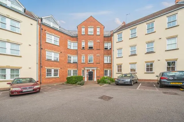 2 bed flat to rent — Warwick Road, Banbury, Oxfordshire, OX16