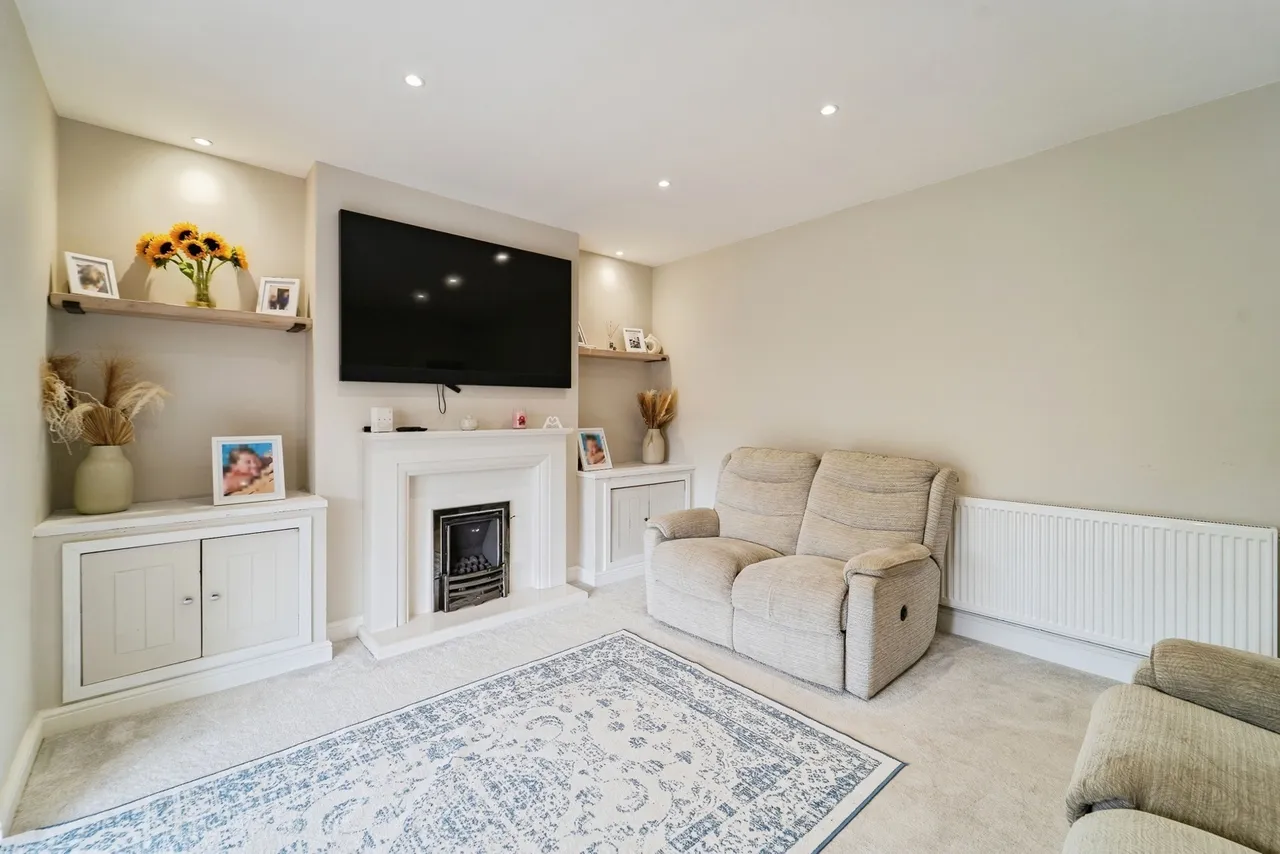 Romilly Crescent, Hakin, SA73, photo 4